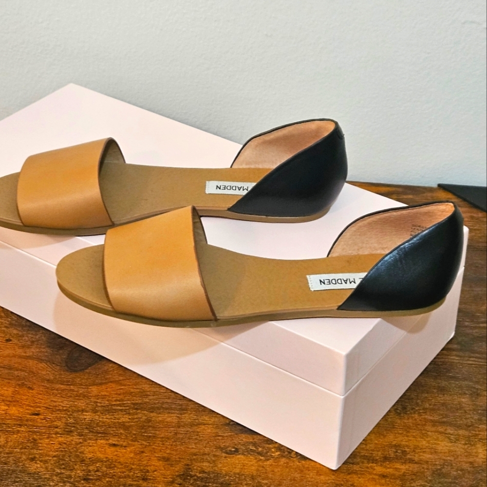 Steve Madden Sidestep Flat Sandals in Black & Brown LeatherWomen's Size 8.5